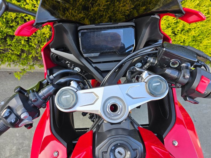 2019 Honda CB650R Red