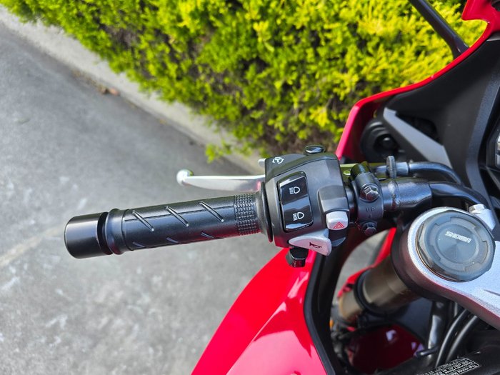 2019 Honda CB650R Red