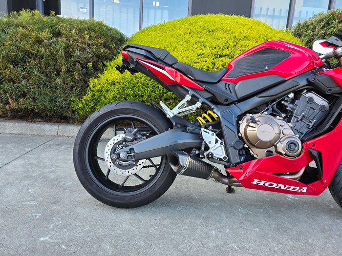 2019 Honda CB650R Red