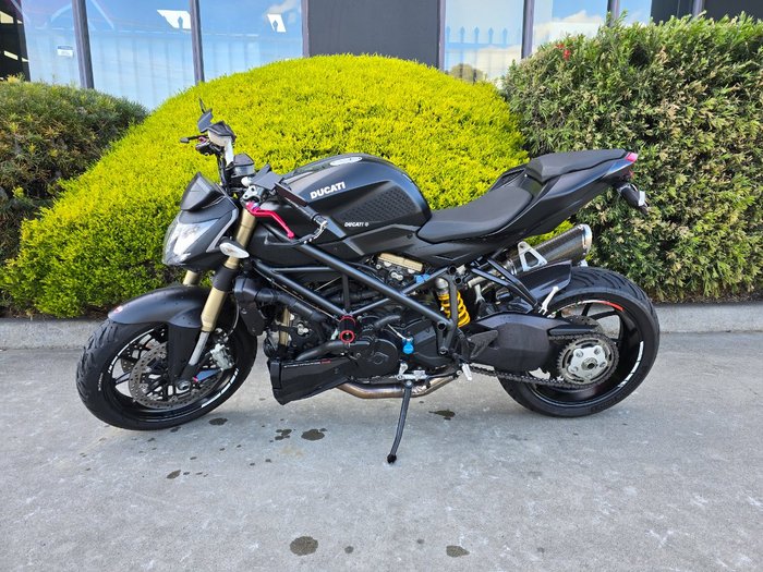 2012 DUCATI STREETFIGHTER 848 Black