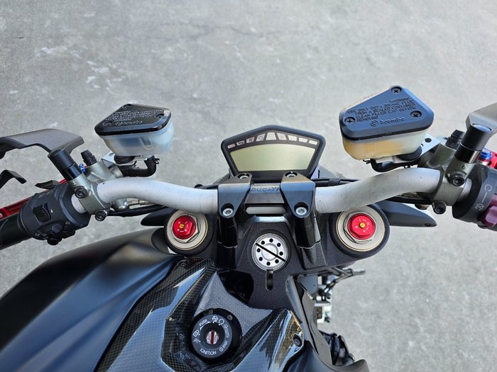 2012 DUCATI STREETFIGHTER 848 Black