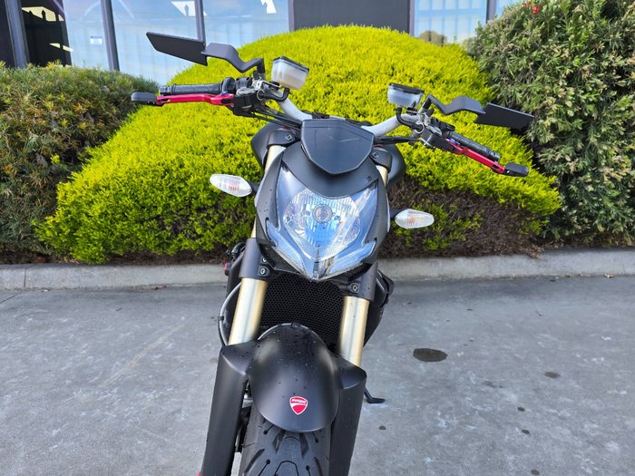 2012 DUCATI STREETFIGHTER 848 Black