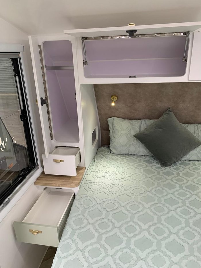 2025 Design RV Crx Semi Off Road Van 5-3, 20'6''