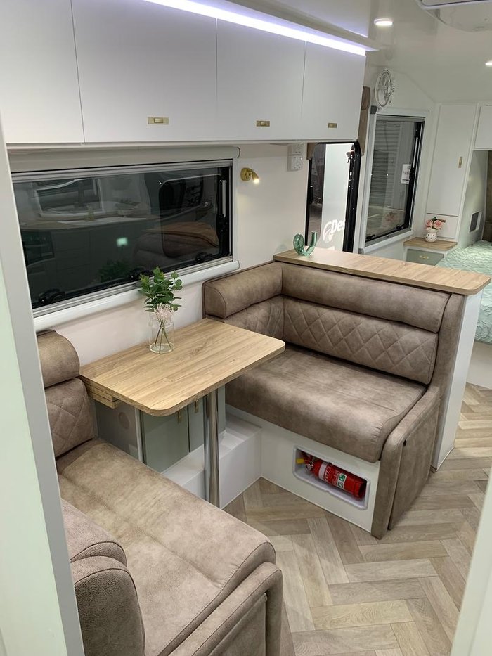 2025 Design RV Crx Semi Off Road Van 5-3, 20'6''