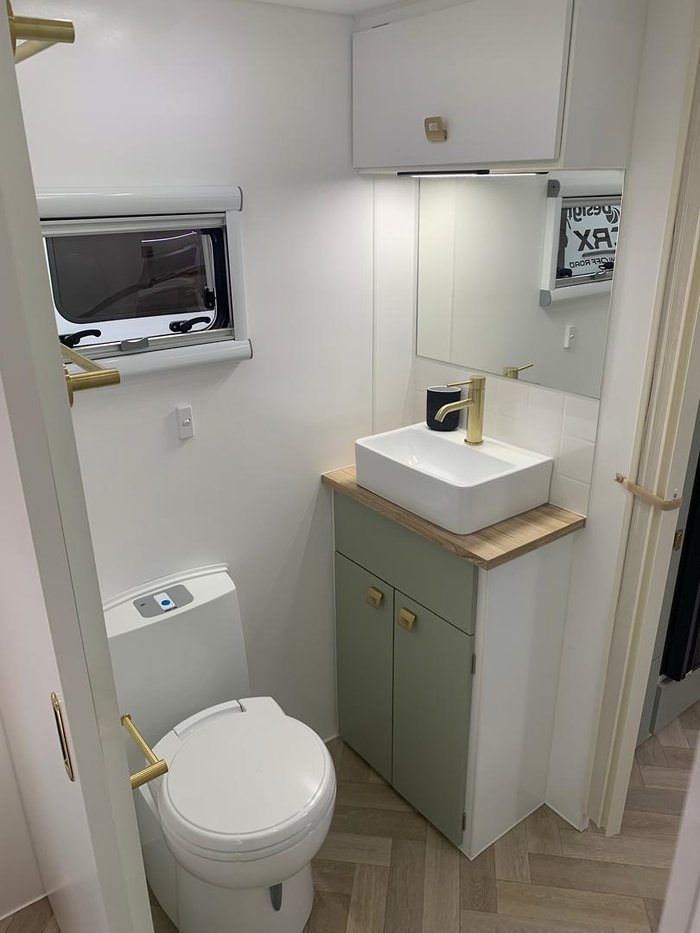 2025 Design RV Forerunner Van 10, 22'10''