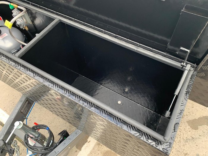 2025 Design RV Forerunner Van 10, 22'10''