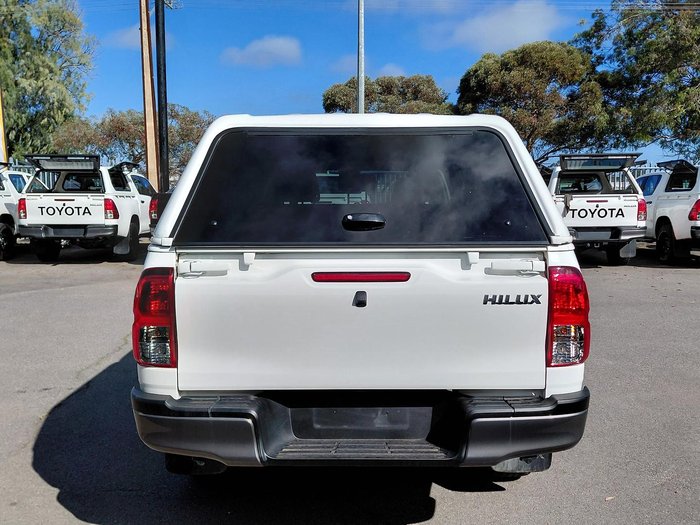 2020 Toyota Hilux SR