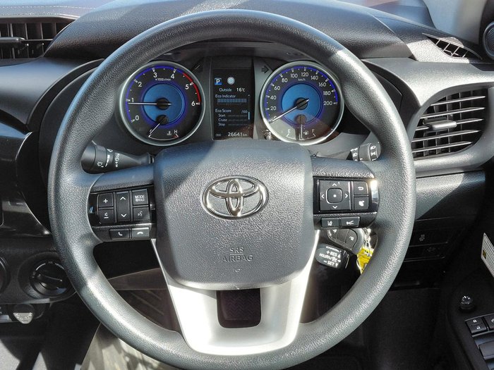 2020 Toyota Hilux SR