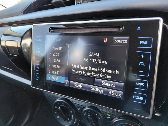 2020 Toyota Hilux SR