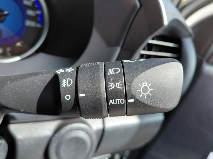 2020 Toyota Hilux SR