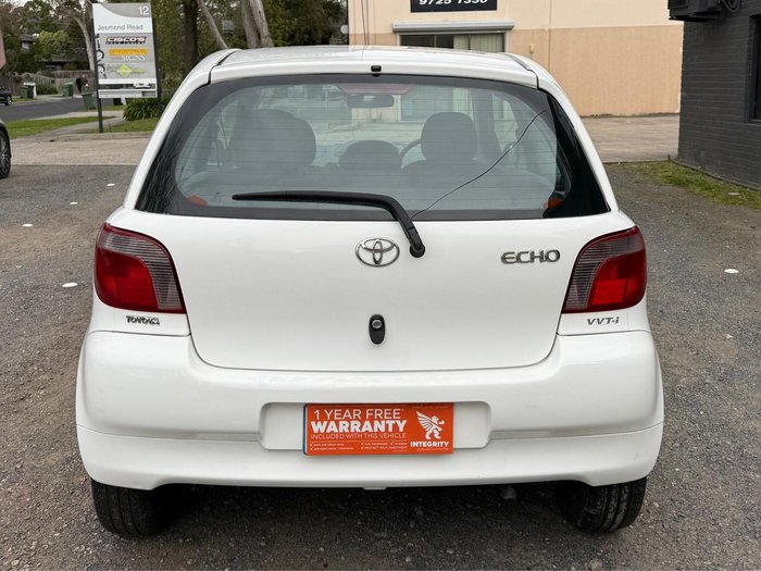 2002 Toyota Echo NCP10R Glacier White