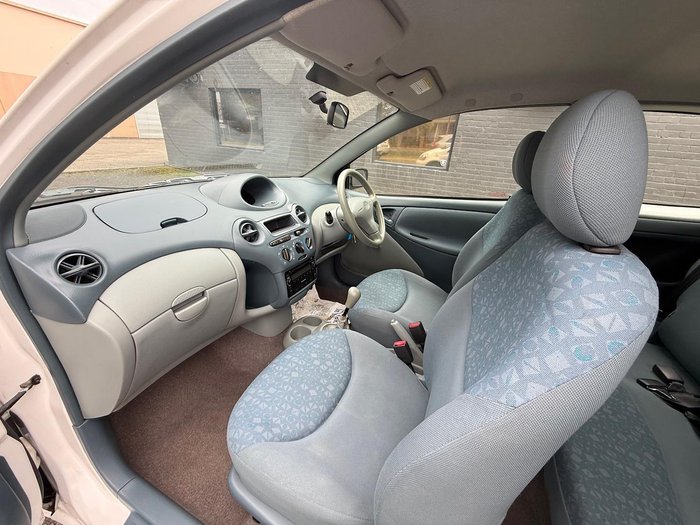 2002 Toyota Echo NCP10R Glacier White