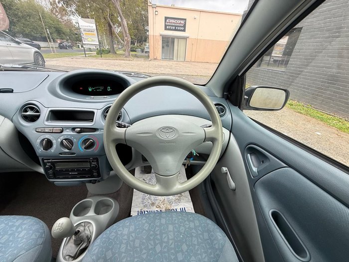 2002 Toyota Echo NCP10R Glacier White