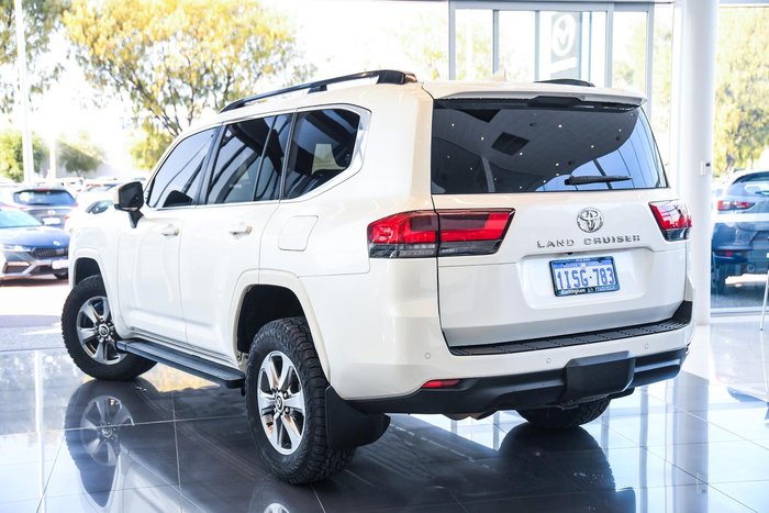 2021 Toyota Landcruiser VX FJA300R 4X4 Dual Range Glacier White