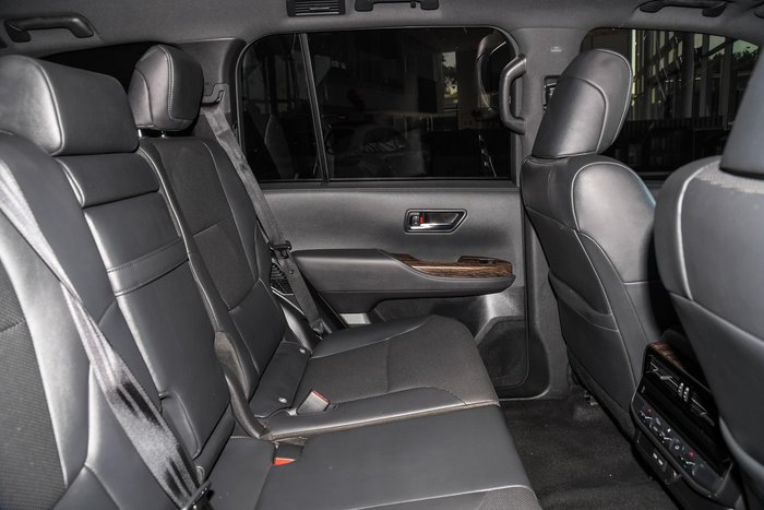 2021 Toyota Landcruiser VX FJA300R 4X4 Dual Range Glacier White