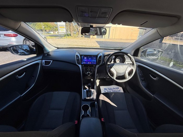 2013 Hyundai i30 Active GD Phantom Black