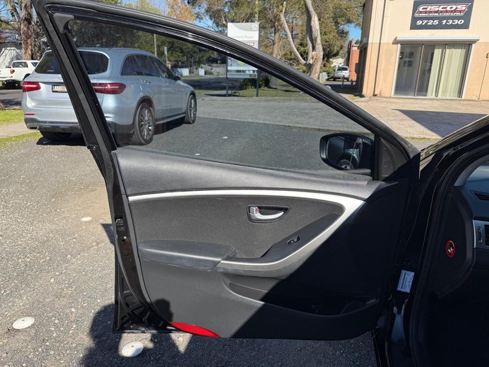 2013 Hyundai i30 Active GD Phantom Black