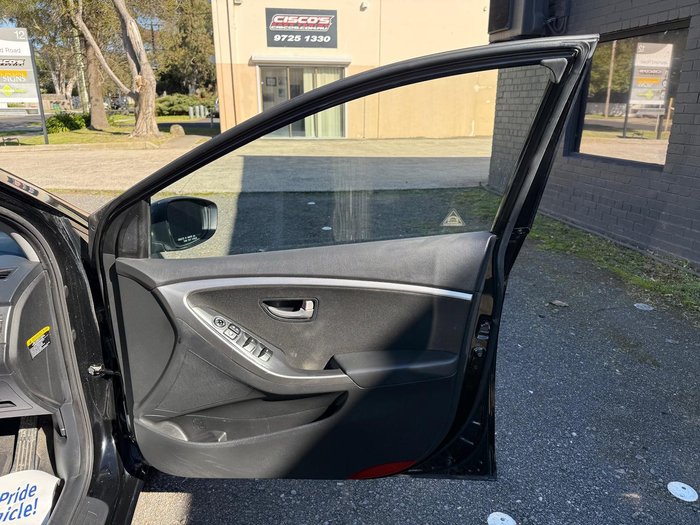 2013 Hyundai i30 Active GD Phantom Black