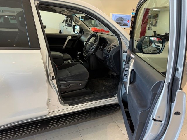 2023 Toyota Prado