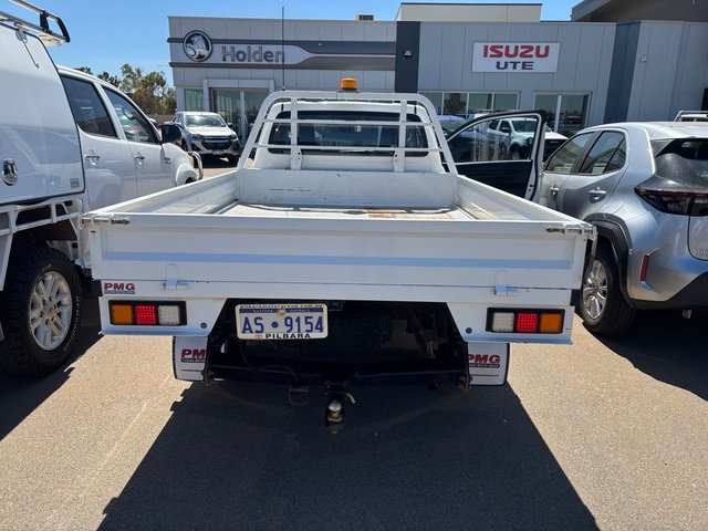 2017 TOYOTA HILUX
