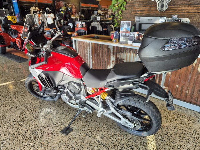 2023 Ducati Multistrada V4S Multistrada Red