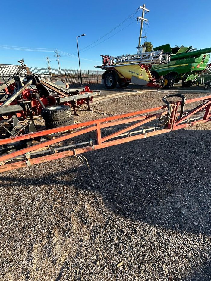 2002 Silvan 3000L 20M Red