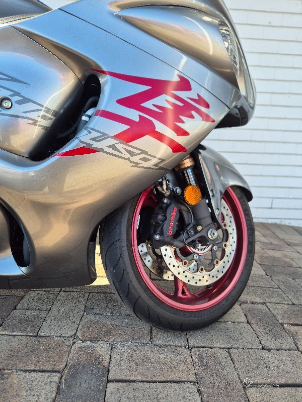 2019 Suzuki GSX1300RA (HAYABUSA) GREY