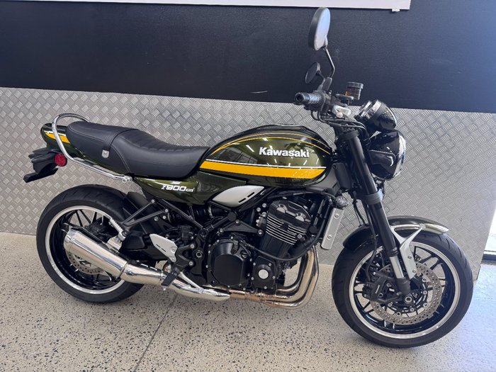 2020 Kawasaki Z900RS (ZR900C) GREEN