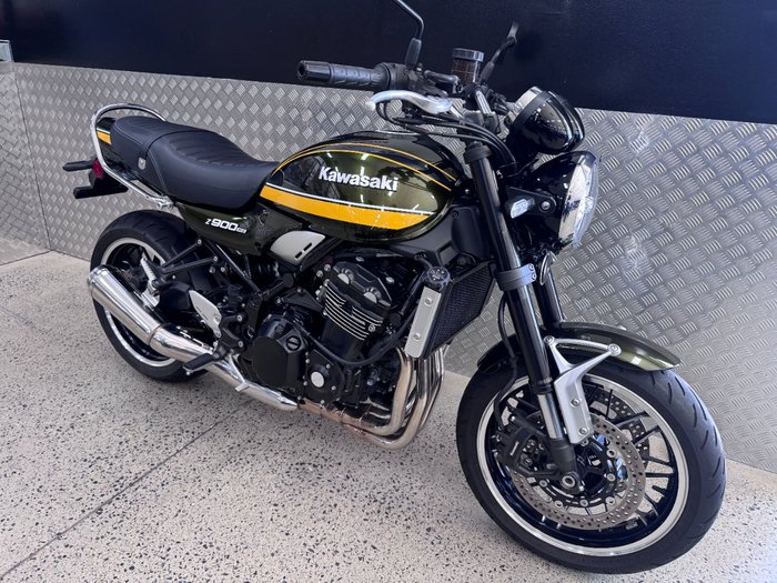 2020 Kawasaki Z900RS (ZR900C) GREEN