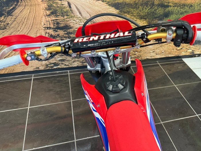 2023 Honda CRF250F RED