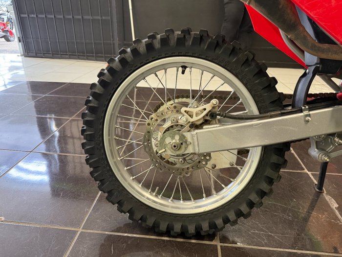 2023 Honda CRF250F RED