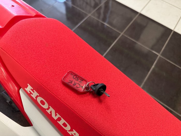 2020 Honda CRF250F RED
