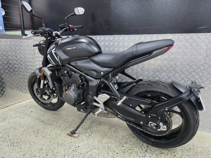 2023 Triumph TRIDENT 660 BLACK