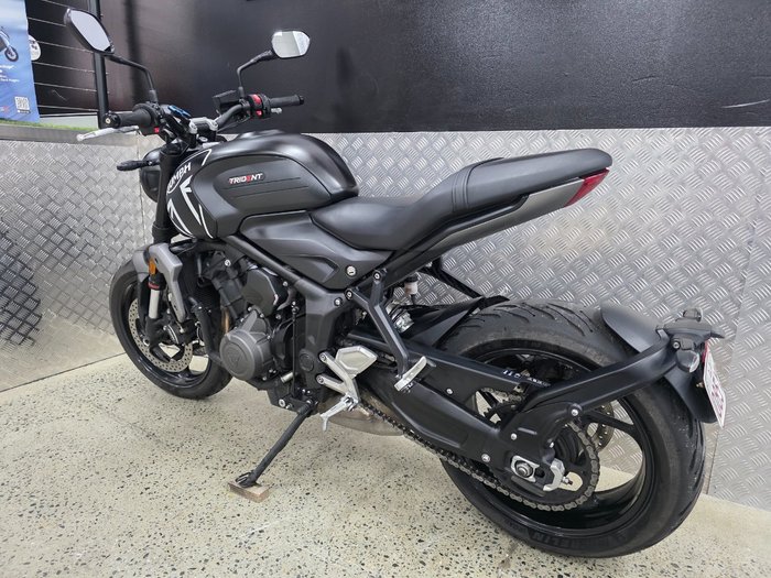 2023 Triumph TRIDENT 660 BLACK