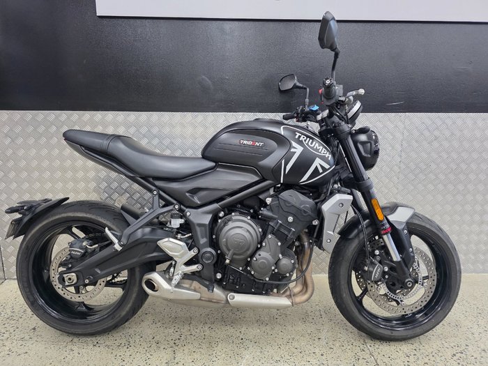 2023 Triumph TRIDENT 660 BLACK