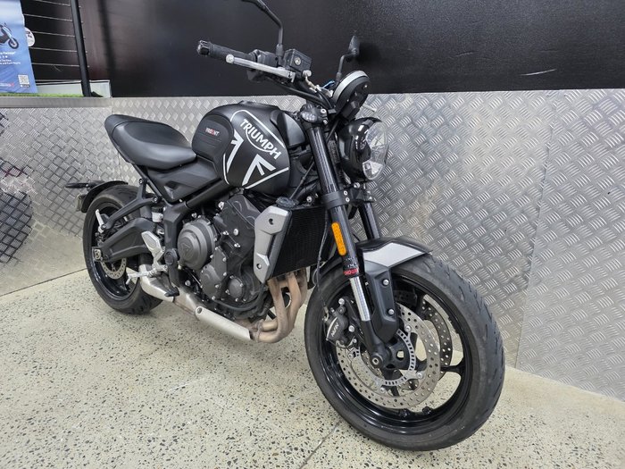 2023 Triumph TRIDENT 660 BLACK