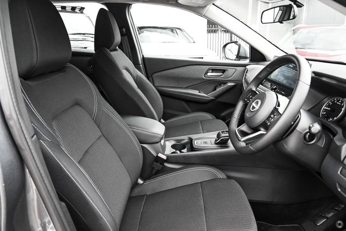 2025 Nissan QASHQAI ST-L