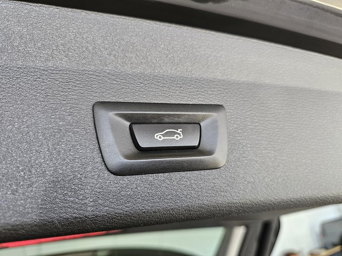 2016 BMW X1 sDrive18d F48 Black