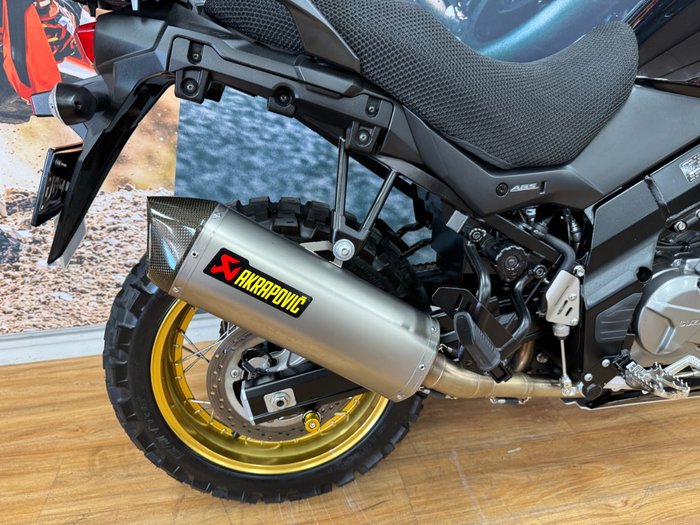 2020 Suzuki V-STROM 650XT (DL650XA) GLASS SPARKLE BLACK