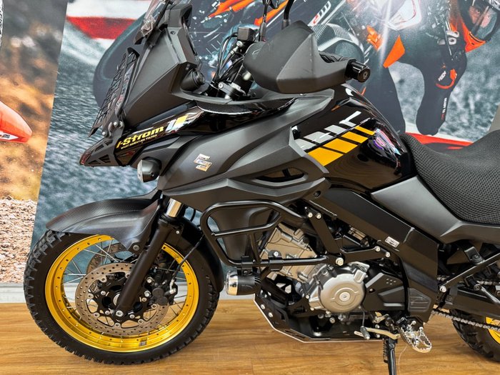2020 Suzuki V-STROM 650XT (DL650XA) GLASS SPARKLE BLACK