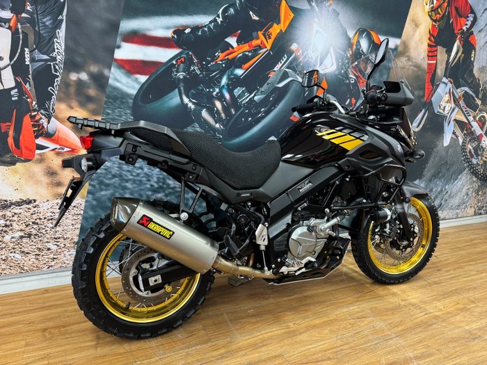 2020 Suzuki V-STROM 650XT (DL650XA) GLASS SPARKLE BLACK