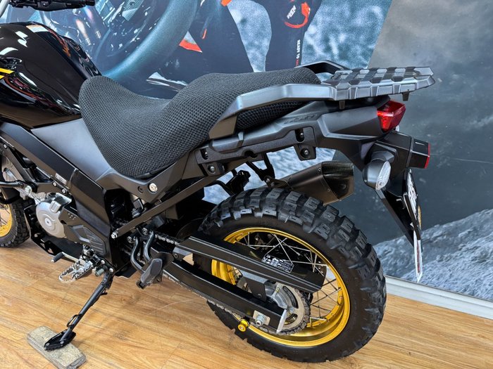 2020 Suzuki V-STROM 650XT (DL650XA) GLASS SPARKLE BLACK