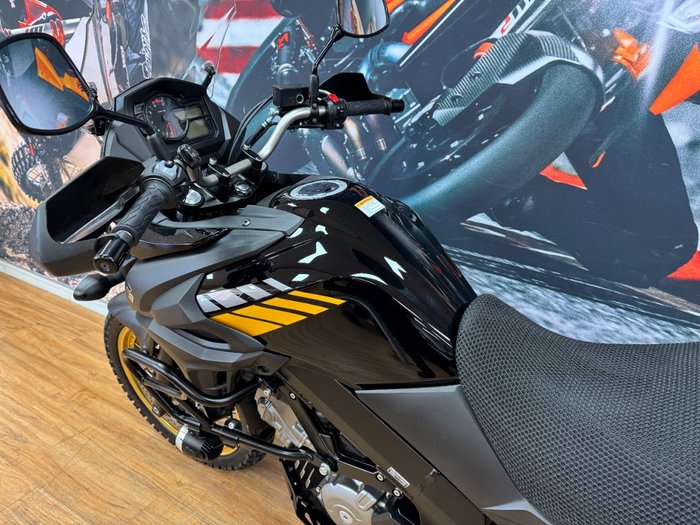 2020 Suzuki V-STROM 650XT (DL650XA) GLASS SPARKLE BLACK