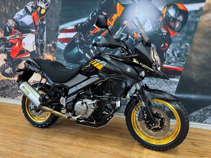 2020 Suzuki V-STROM 650XT (DL650XA) GLASS SPARKLE BLACK