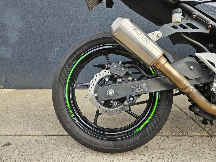 2020 Kawasaki NINJA 400 KRT EDITION GREEN