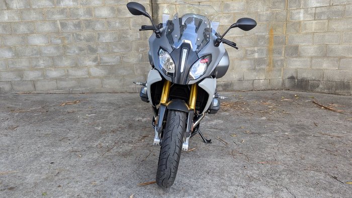 2017 BMW Motorrad R1200R Grey