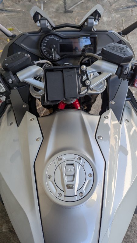 2017 BMW Motorrad R1200R Grey