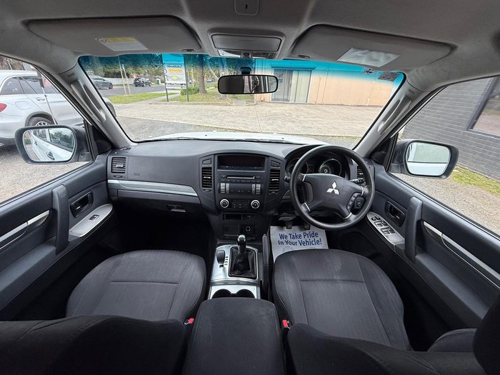 2011 Mitsubishi Pajero GL NT MY11 4X4 White
