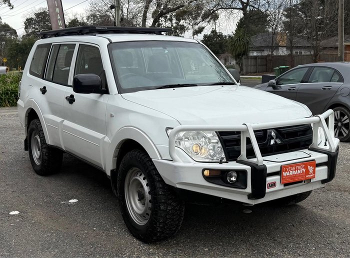 2011 Mitsubishi Pajero GL NT MY11 4X4 White