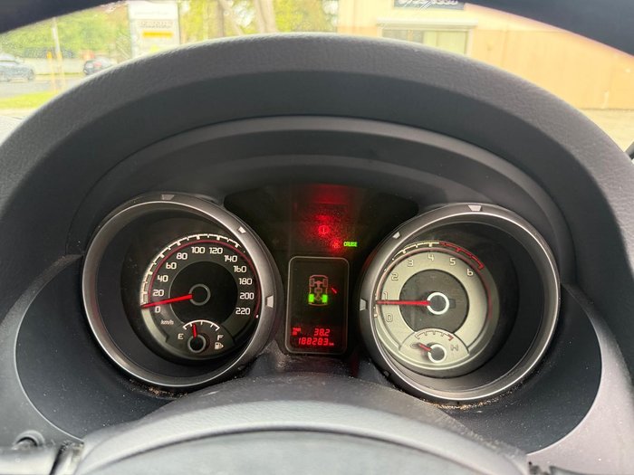 2011 Mitsubishi Pajero GL NT MY11 4X4 White